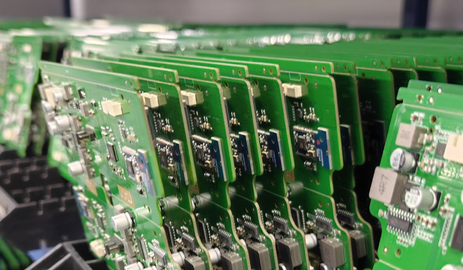 Contramăsuri pentru întreruperea lanțului de aprovizionare în procesarea PCBA