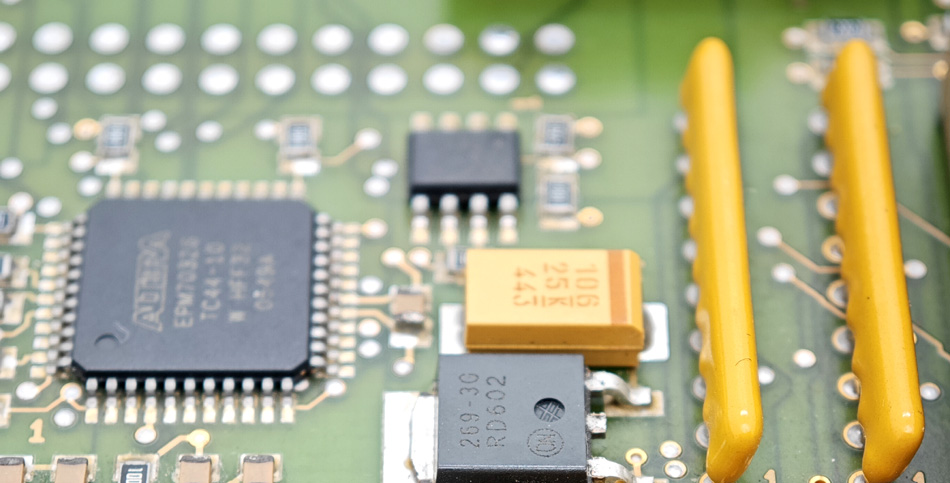 Discuție despre modul de producție multi-varietate și în loturi mici al fabricii de PCBA