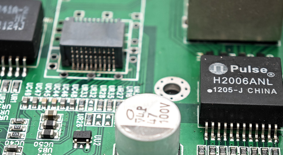 Explorarea diferențelor de tehnologie și servicii între fabricile globale de PCBA