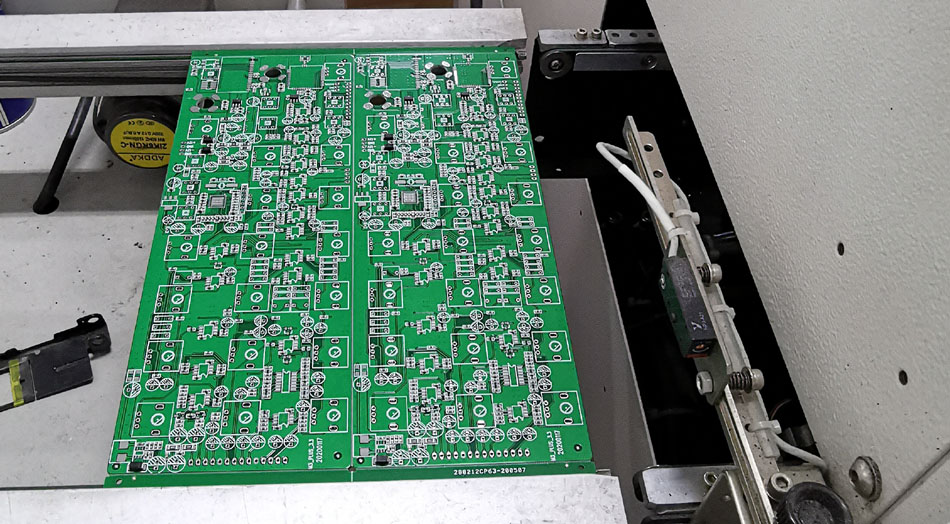 Care sunt elementele de bază pentru a asigura livrarea la timp a fabricilor de PCBA?