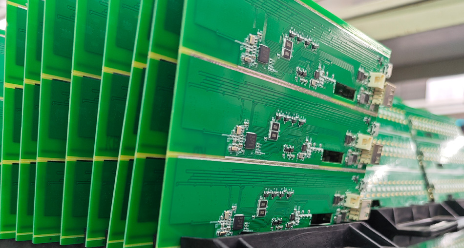 Răspuns rapid: Cum pot fabricile PCBA să scurteze ciclul de livrare al comenzilor urgente?