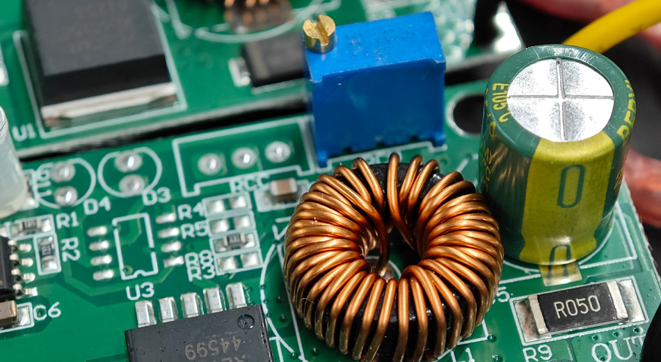 Studiu de caz de succes al fabricii PCBA: Factori cheie în selecția partenerilor