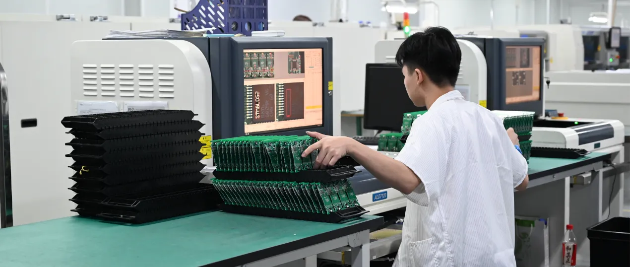 Serviciu de asamblare PCB la cheie: de ce companiile de electronice se îndreaptă către producția integrată